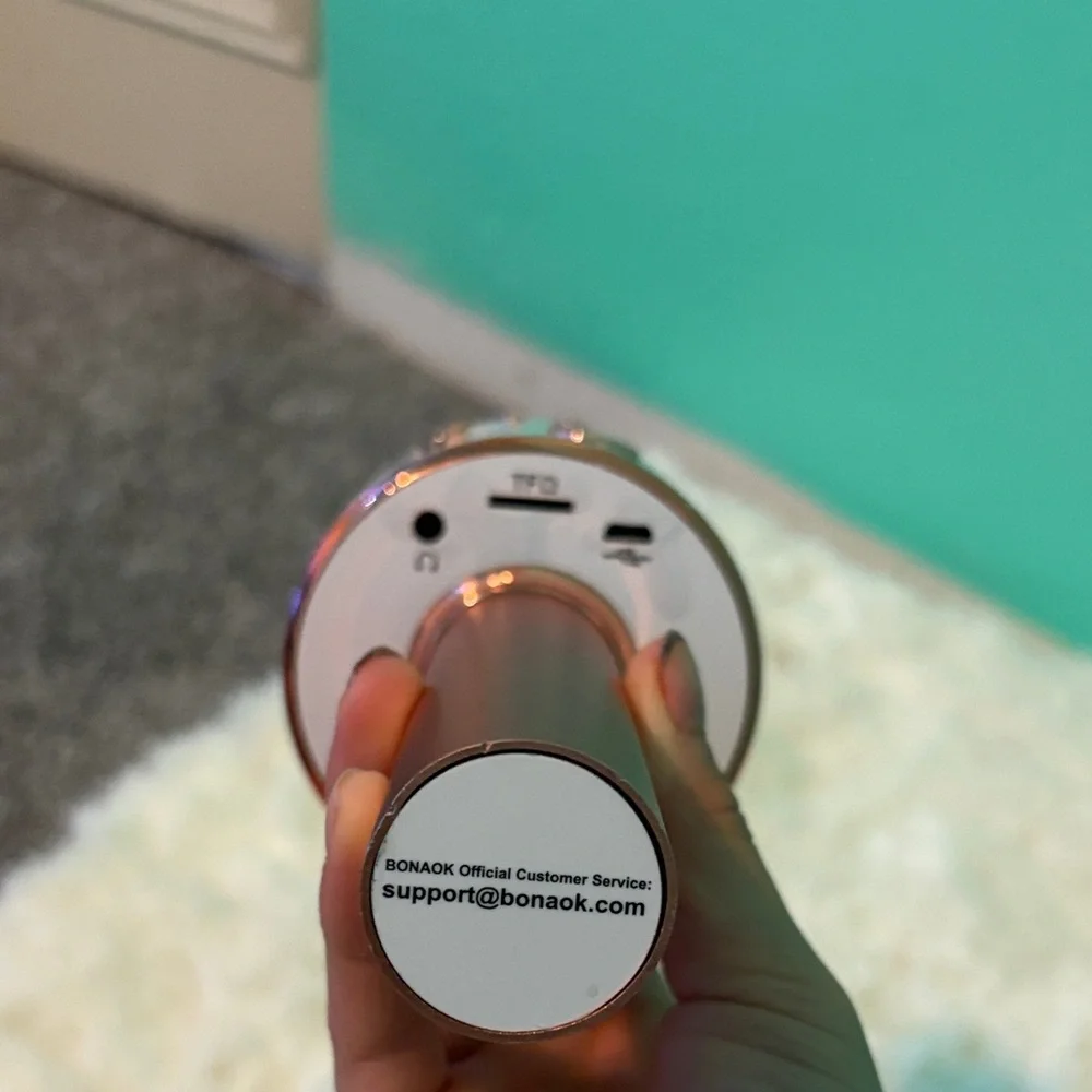 Rose Gold Wireless Karaoke Microphone